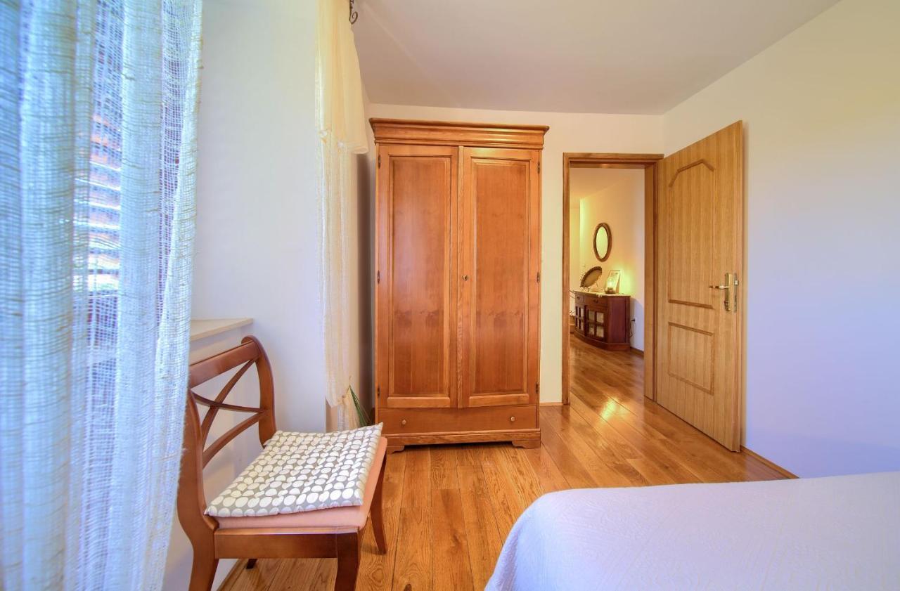 Holiday Home Lavanda Kornić Esterno foto