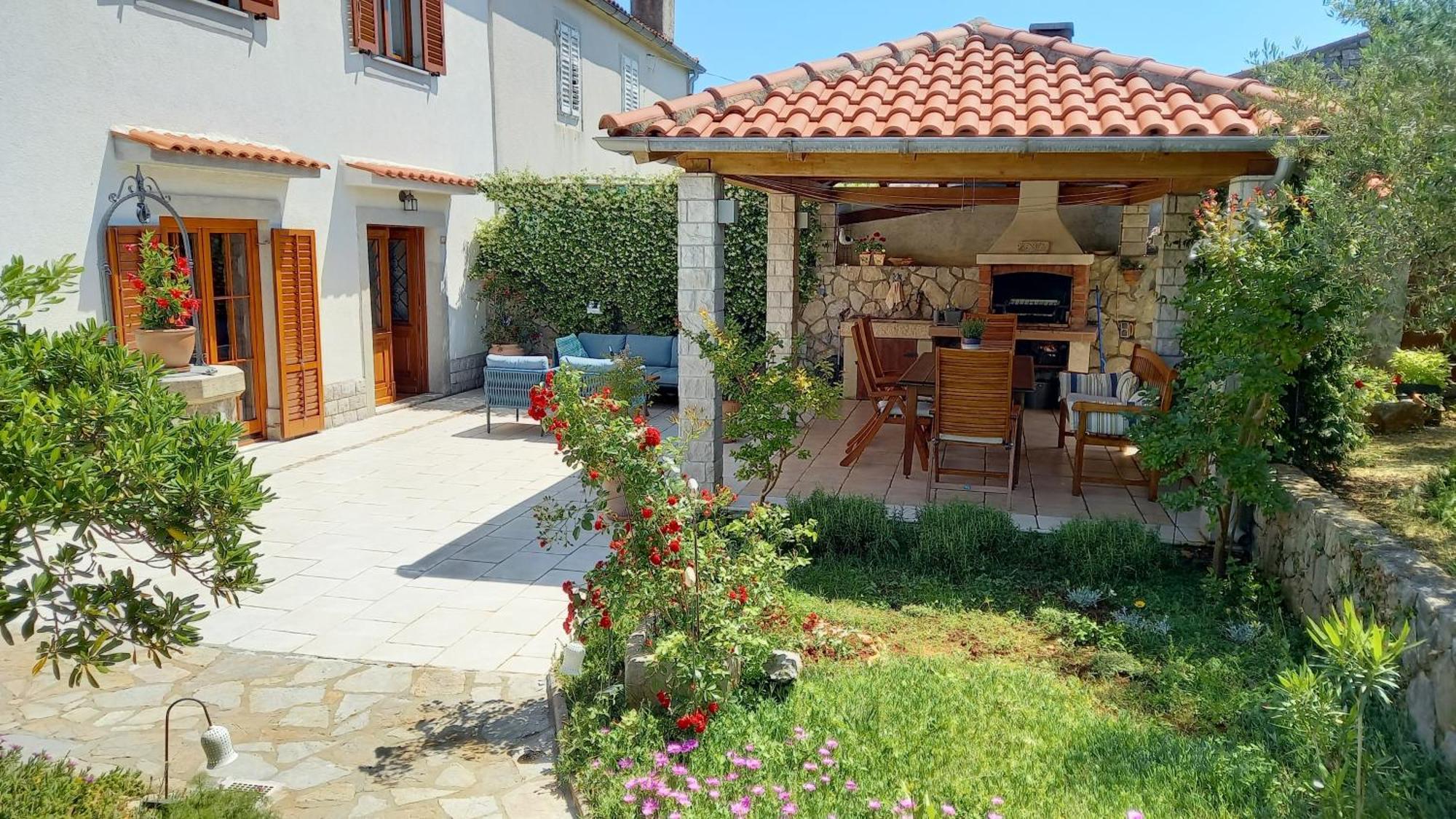 Holiday Home Lavanda Kornić Esterno foto