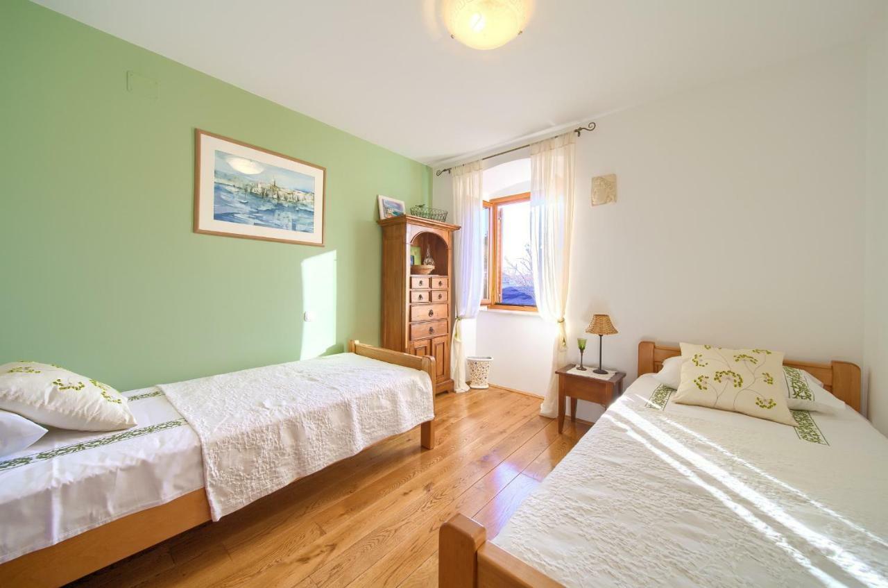 Holiday Home Lavanda Kornić Esterno foto